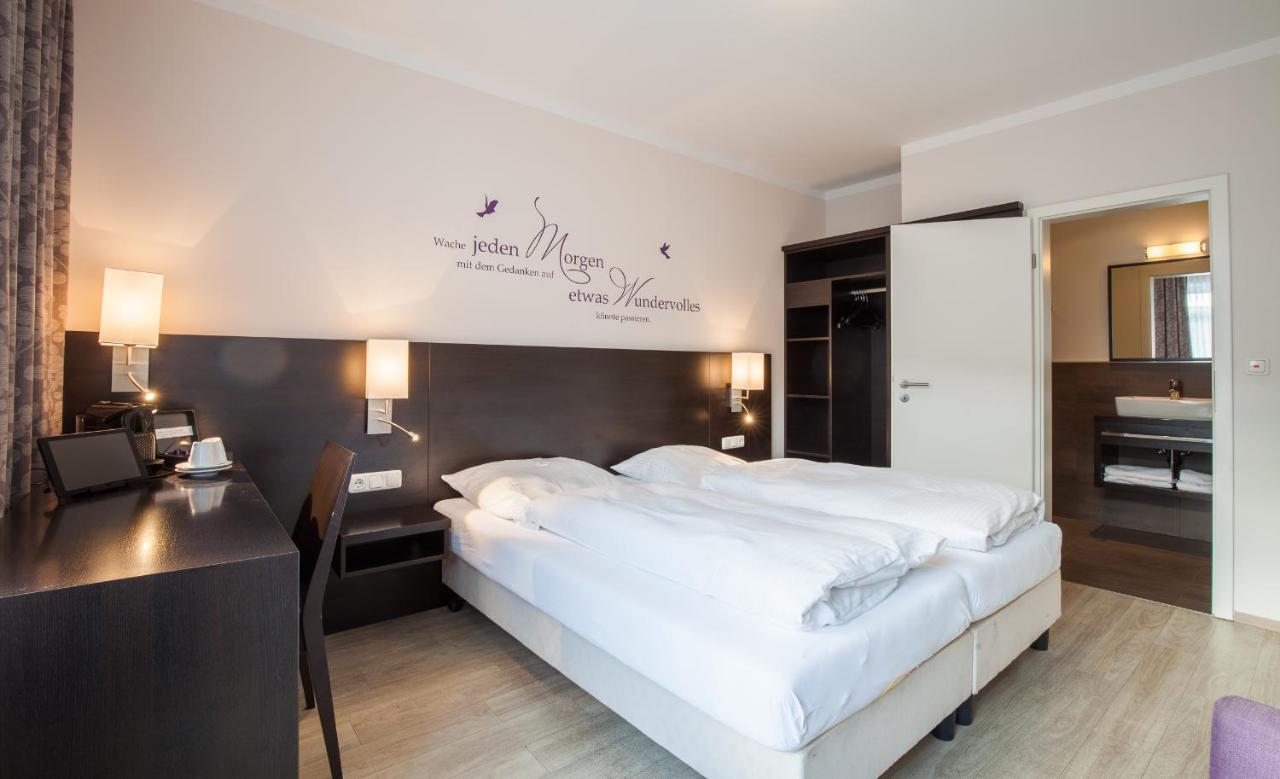 Sleepbeeone Wilhelmshaven Otel Dış mekan fotoğraf