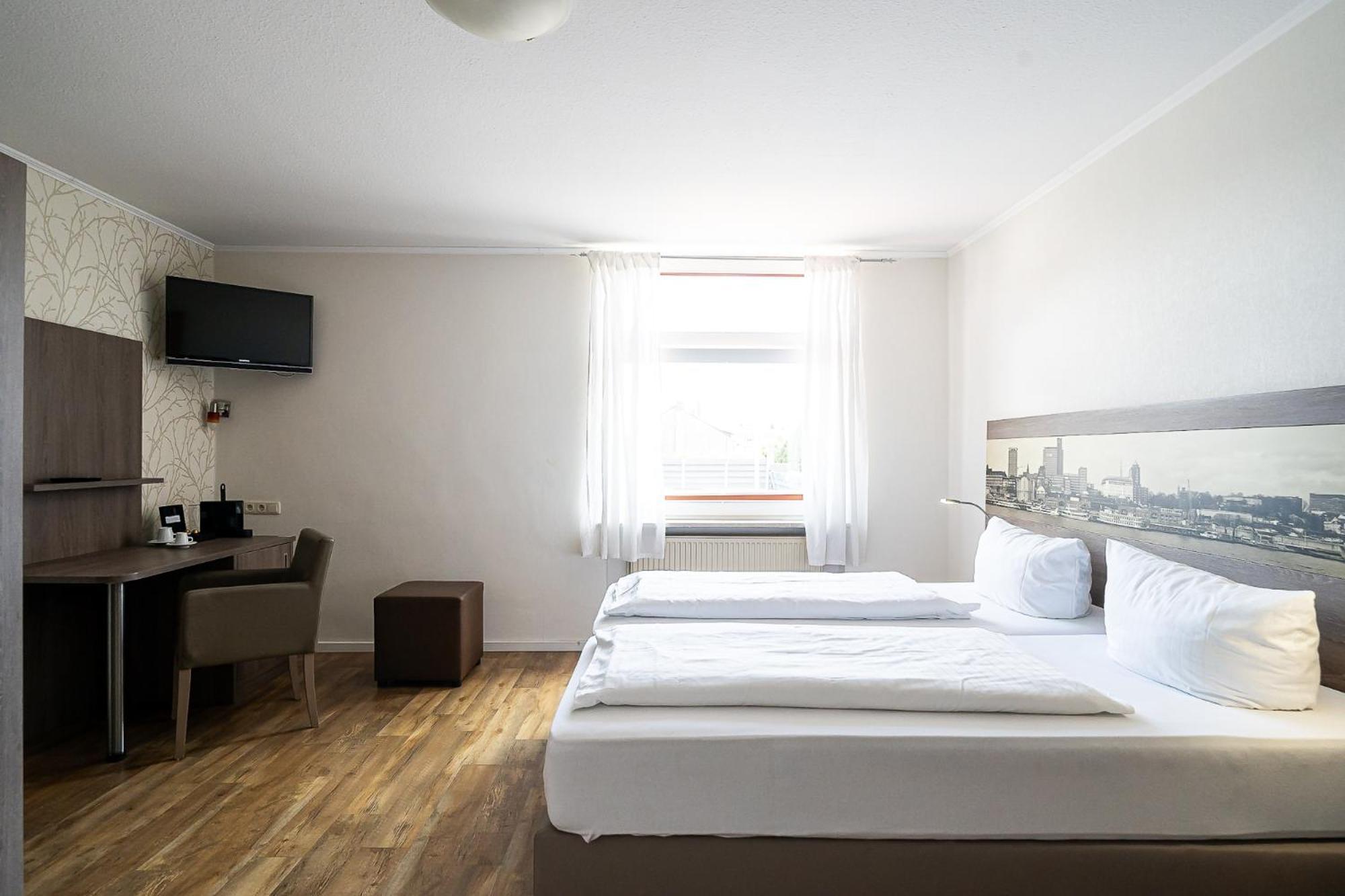 Sleepbeeone Wilhelmshaven Otel Dış mekan fotoğraf