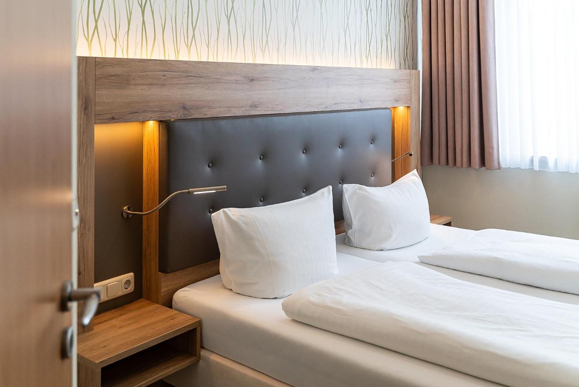 Sleepbeeone Wilhelmshaven Otel Dış mekan fotoğraf