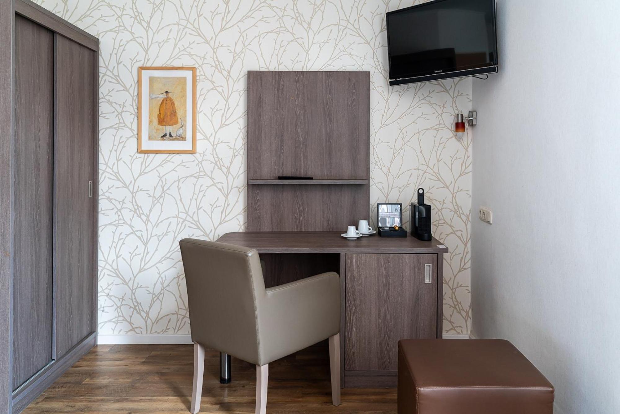 Sleepbeeone Wilhelmshaven Otel Dış mekan fotoğraf