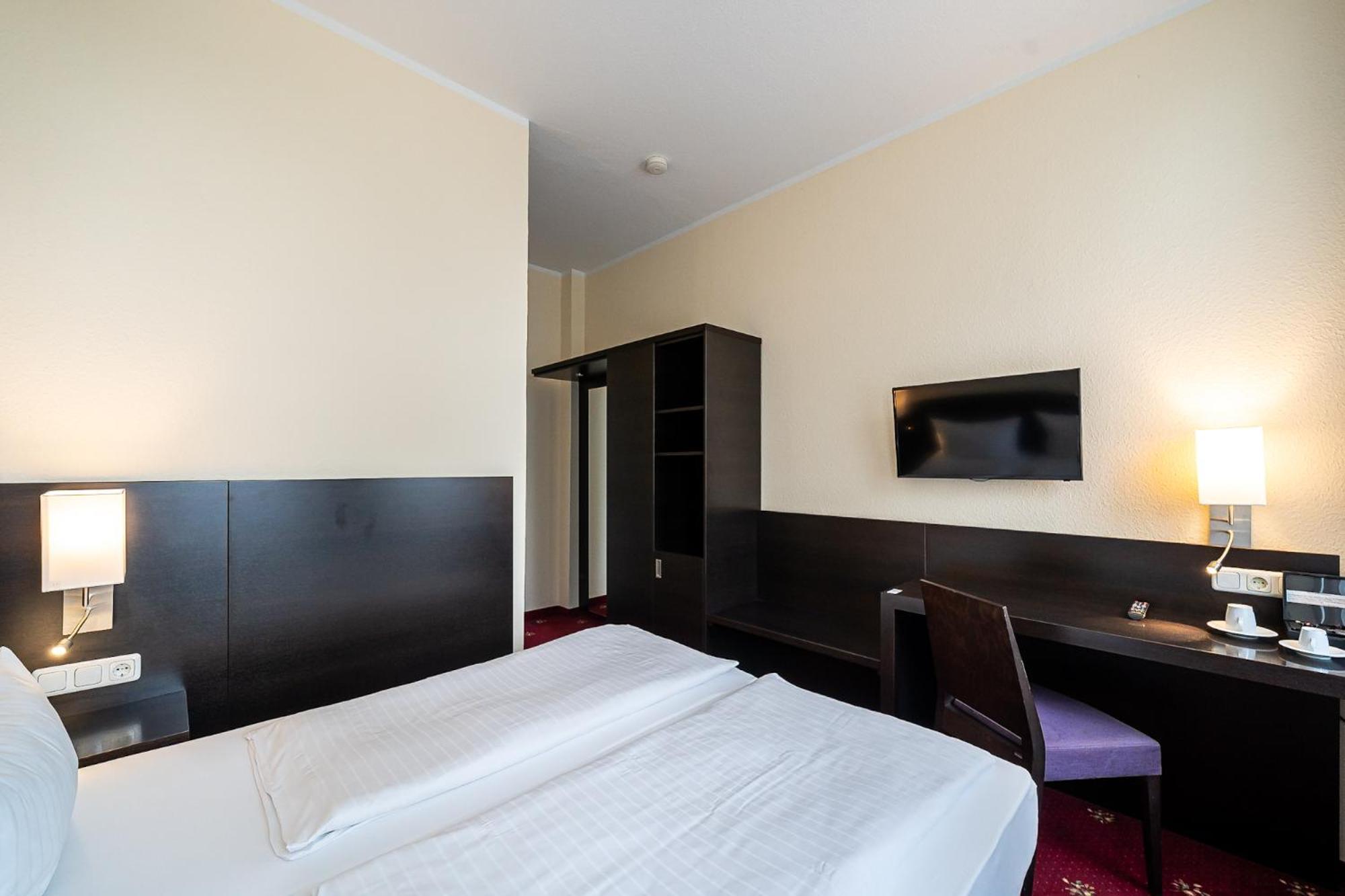Sleepbeeone Wilhelmshaven Otel Dış mekan fotoğraf